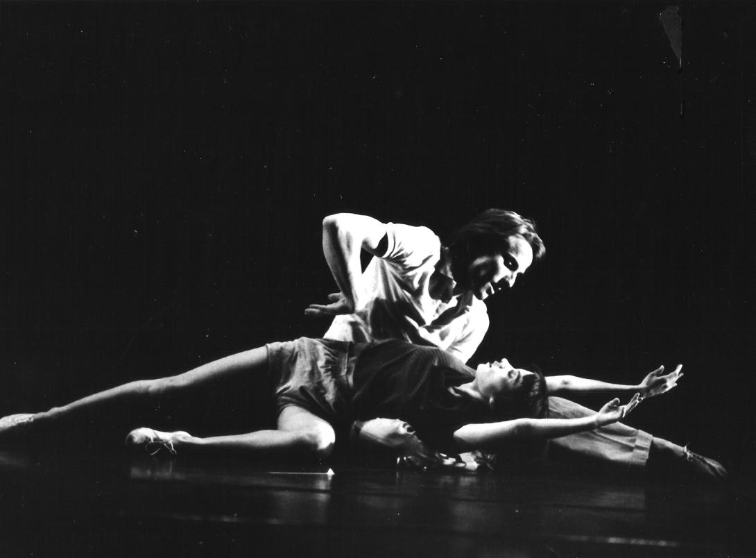 1982. Blue Palm Dance Theatre. Deux. © Beatrix Stampfli